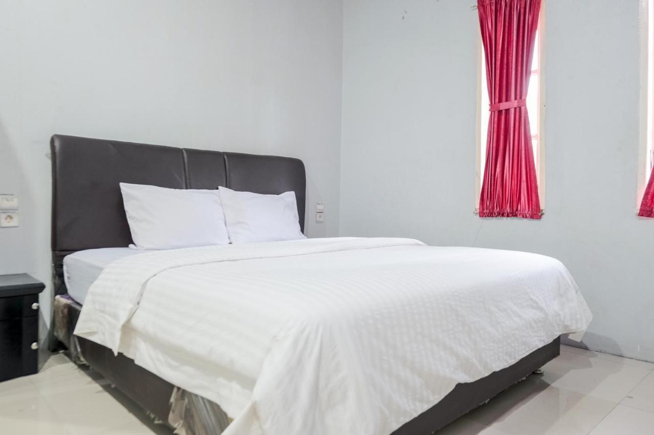 Djaboerigin Mongonsidi Guest House Redpartner Medan Exterior photo